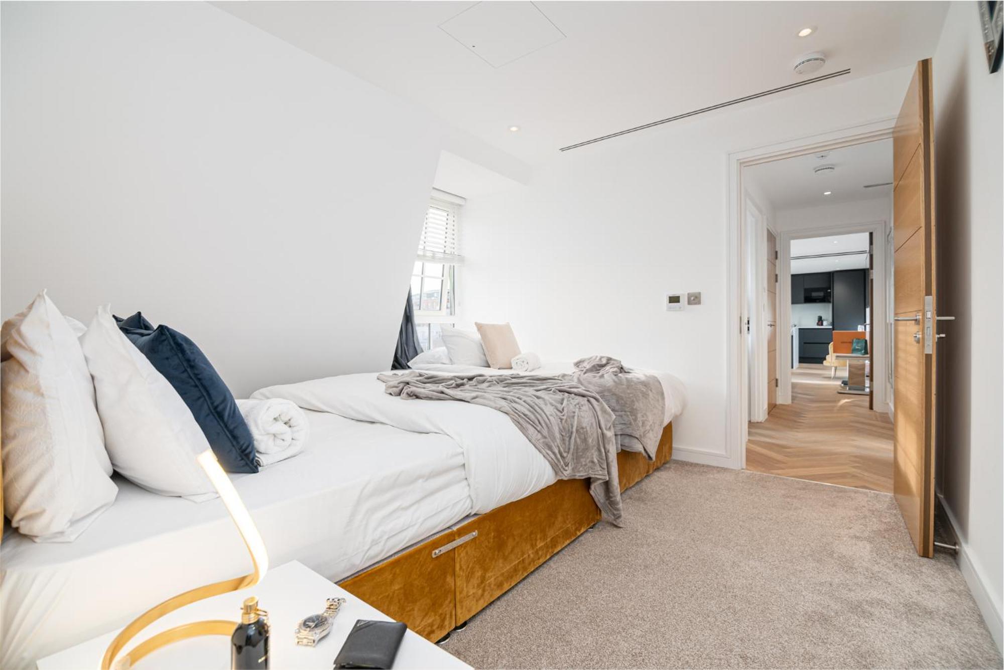 Stunning 1-Bedroom Penthouse In Marble Arch 72 London Exterior photo